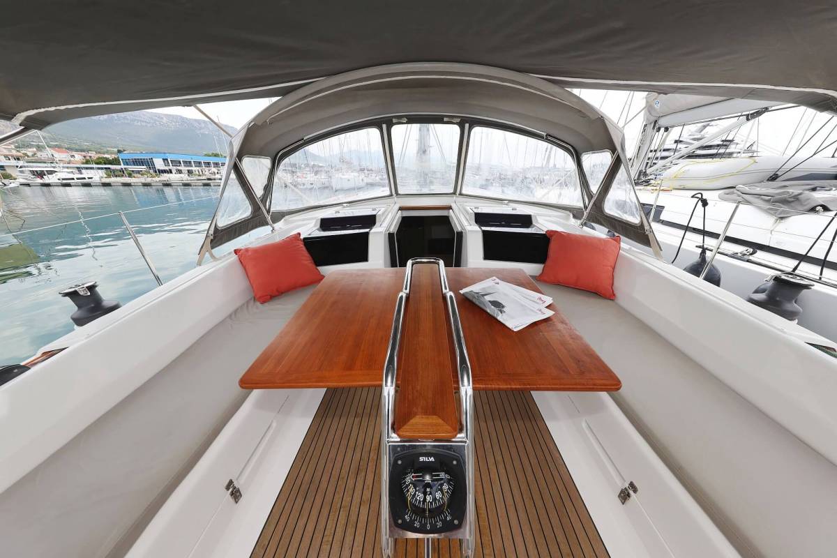 Hanse 458, Chloe | Yacht Charter Croatia