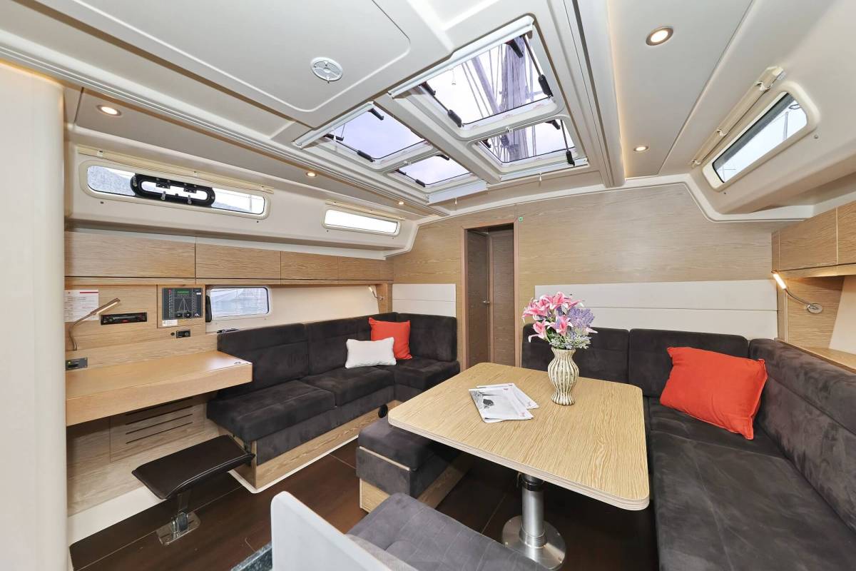 Hanse 458, Chloe | Yacht Charter Croatia