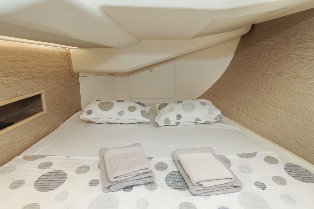 Hanse 458, Chloe | Yacht Charter Croatia
