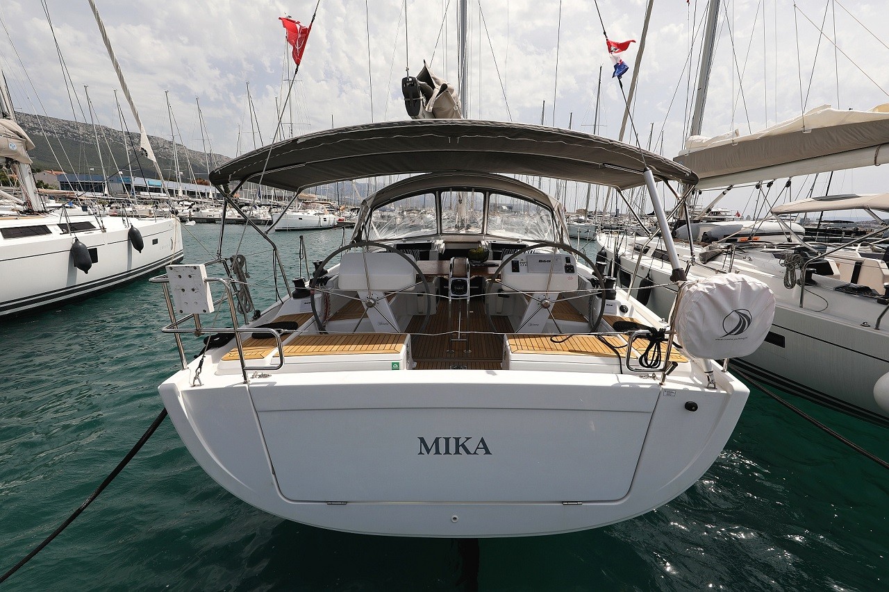 Hanse 458, Mika | Yacht Charter Croatia