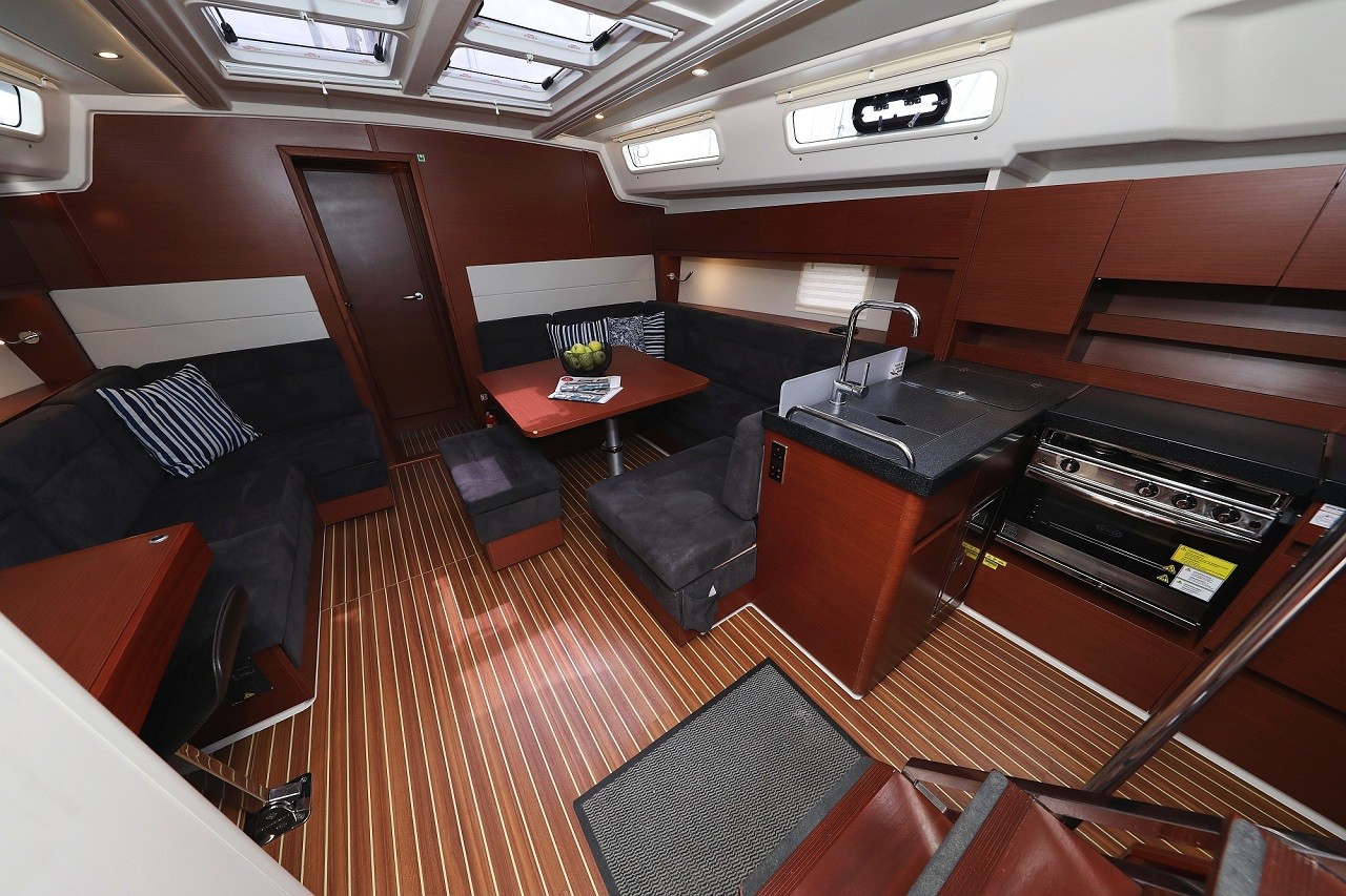 Hanse 458, Mika | Yacht Charter Croatia