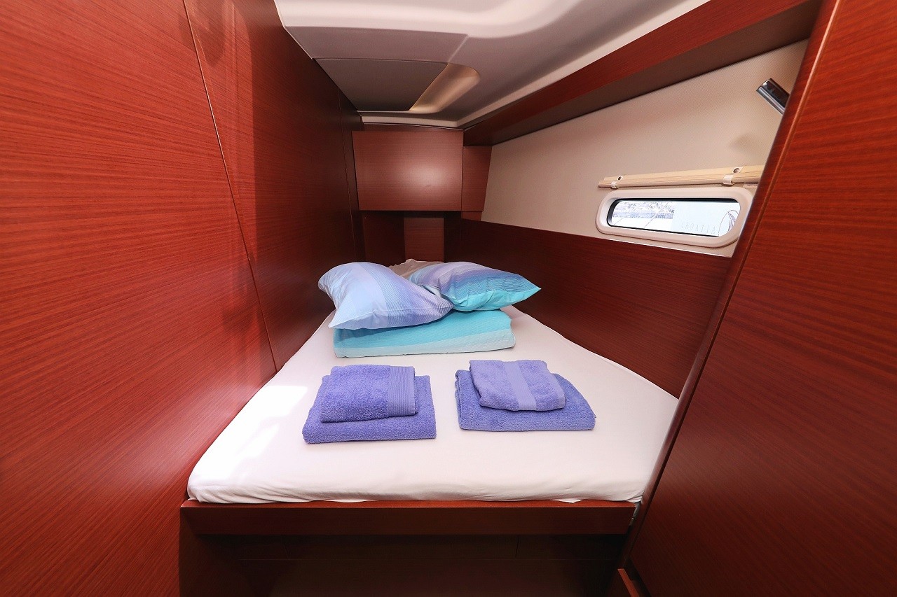 Hanse 458, Mika | Yacht Charter Croatia
