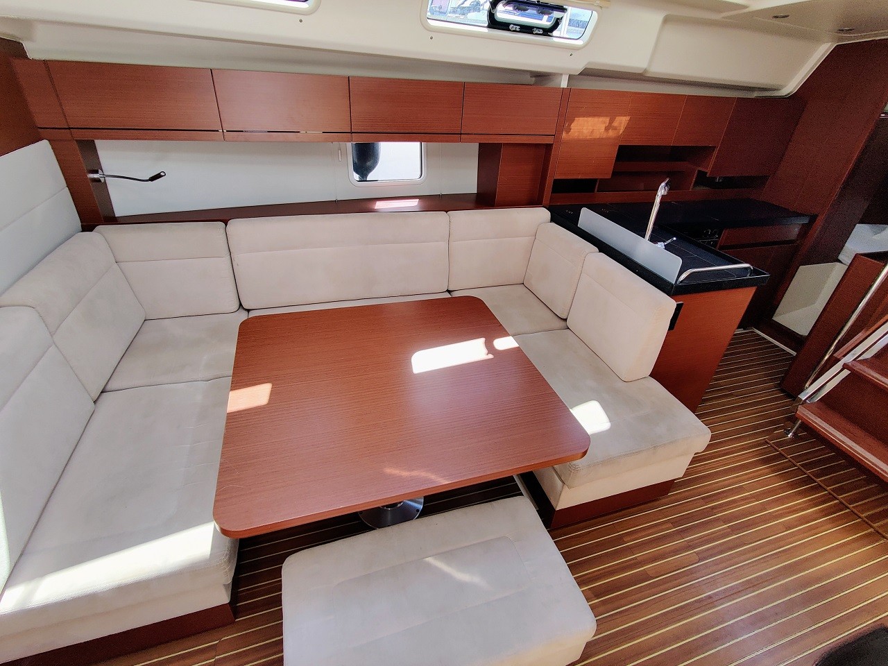 Hanse 458, Aura II | Yacht Charter Croatia