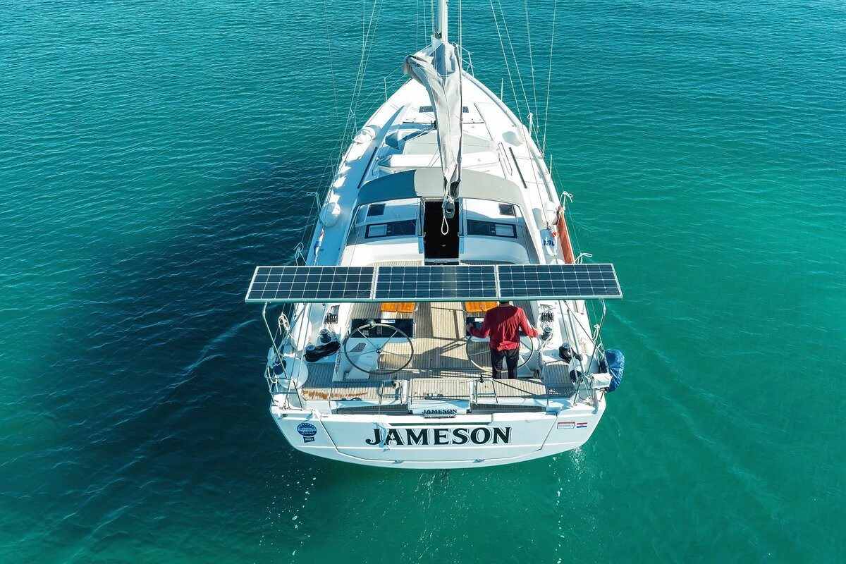 Hanse 460, Jameson | Yacht Charter Croatia