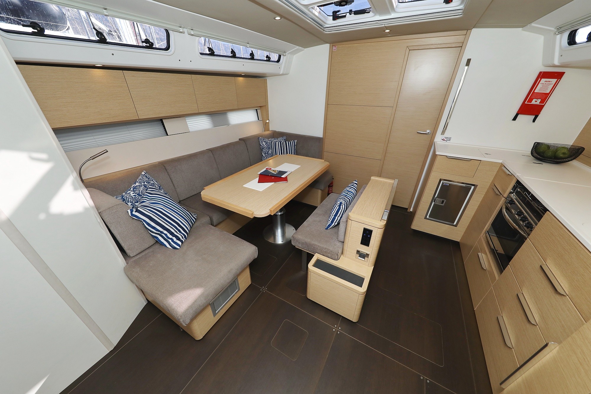 Hanse 460, Dioscuri - OW | Yacht Charter Croatia