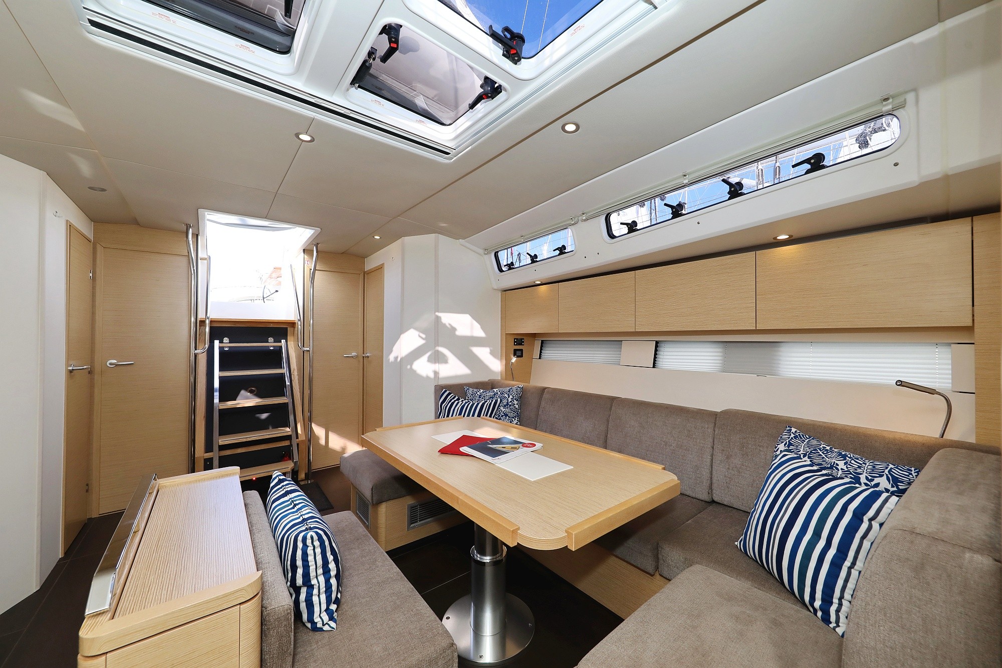 Hanse 460, Dioscuri - OW | Yacht Charter Croatia