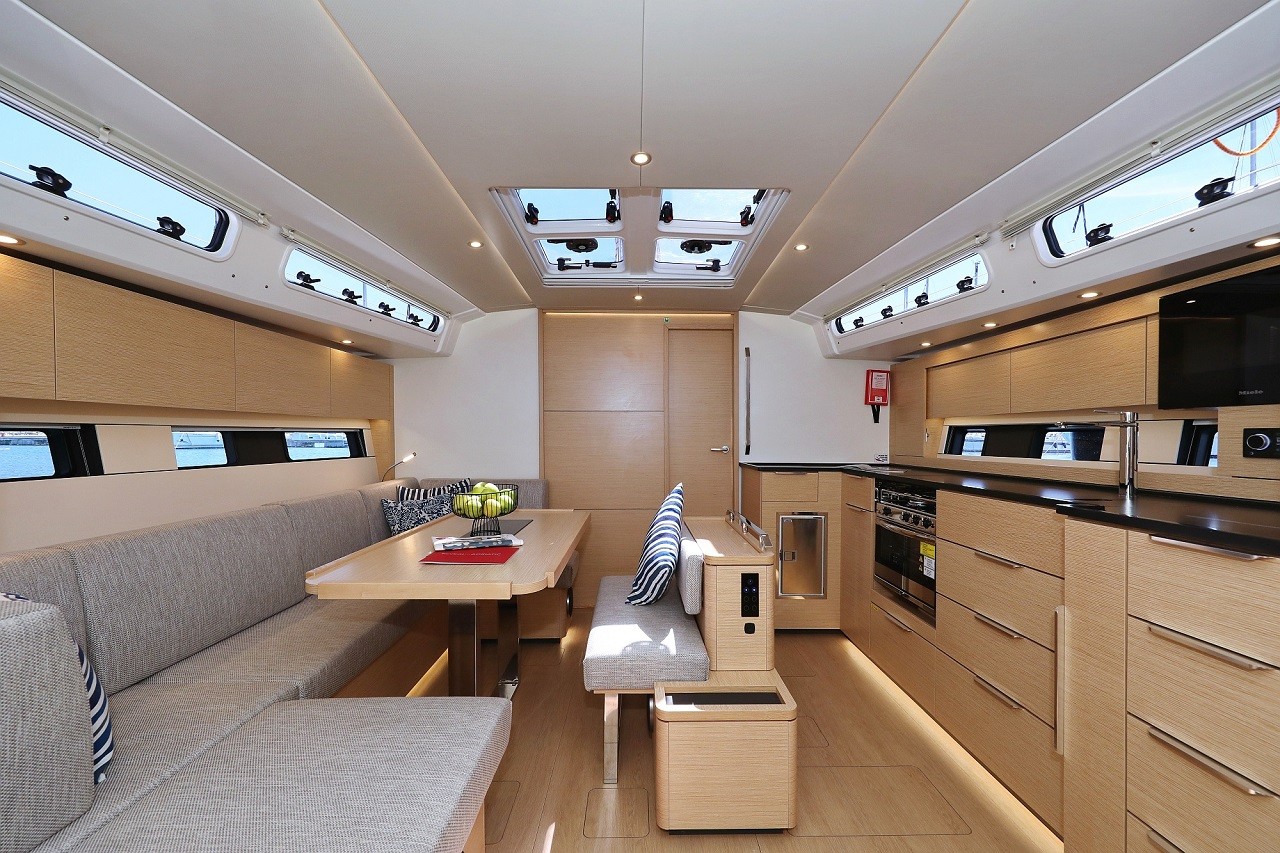 Hanse 460, Miss Moneypenny - OW | Yacht Charter Croatia