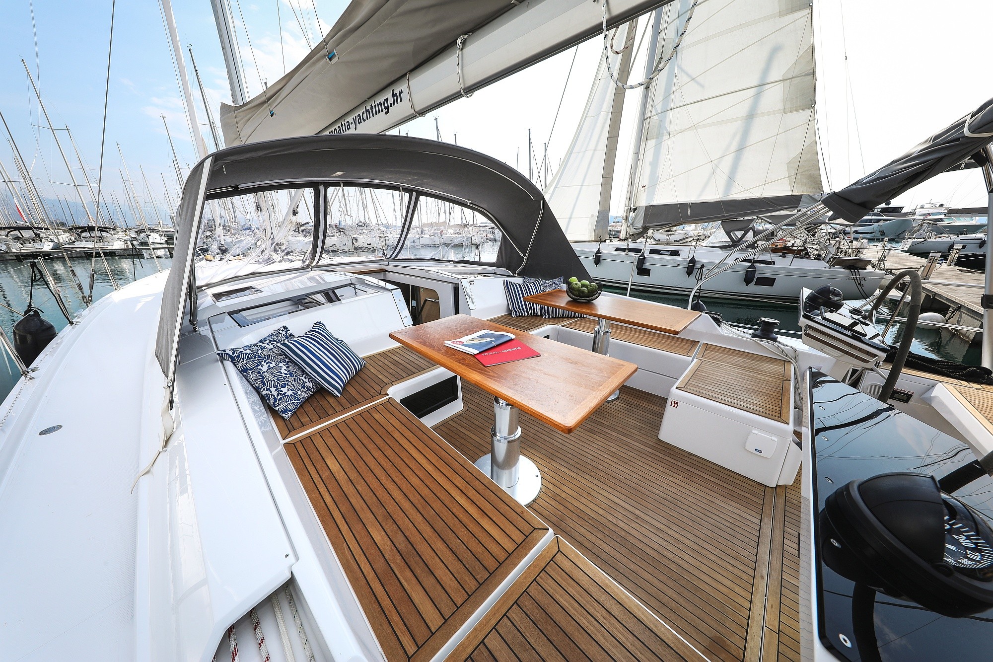 Hanse 460, Alexej | Yacht Charter Croatia
