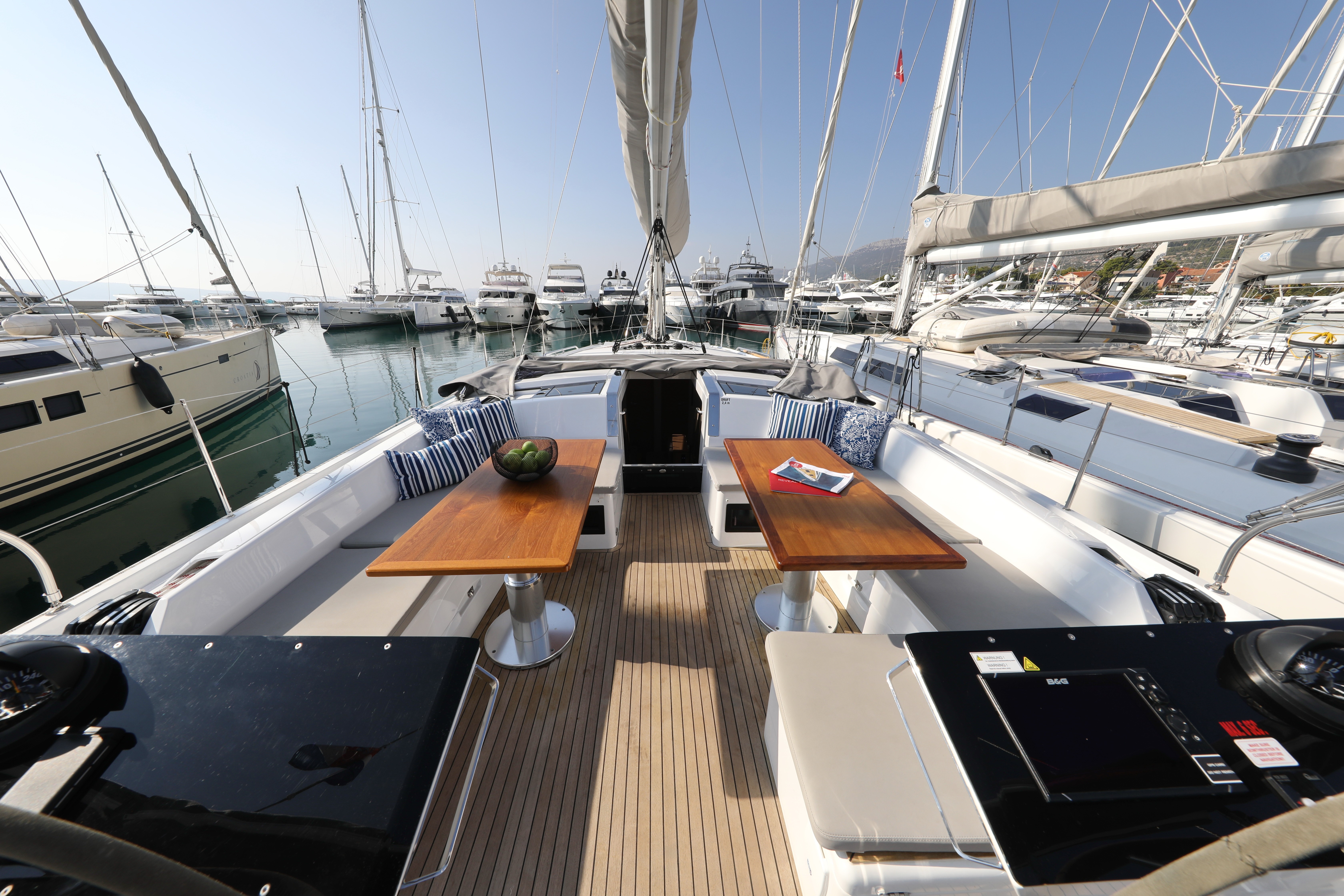 Hanse 460, Aventura | Yacht Charter Croatia