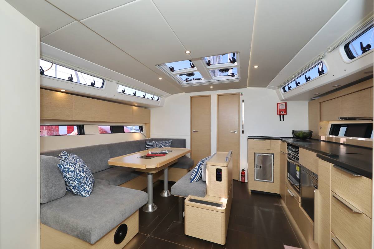 Hanse 460, Aventura | Yacht Charter Croatia