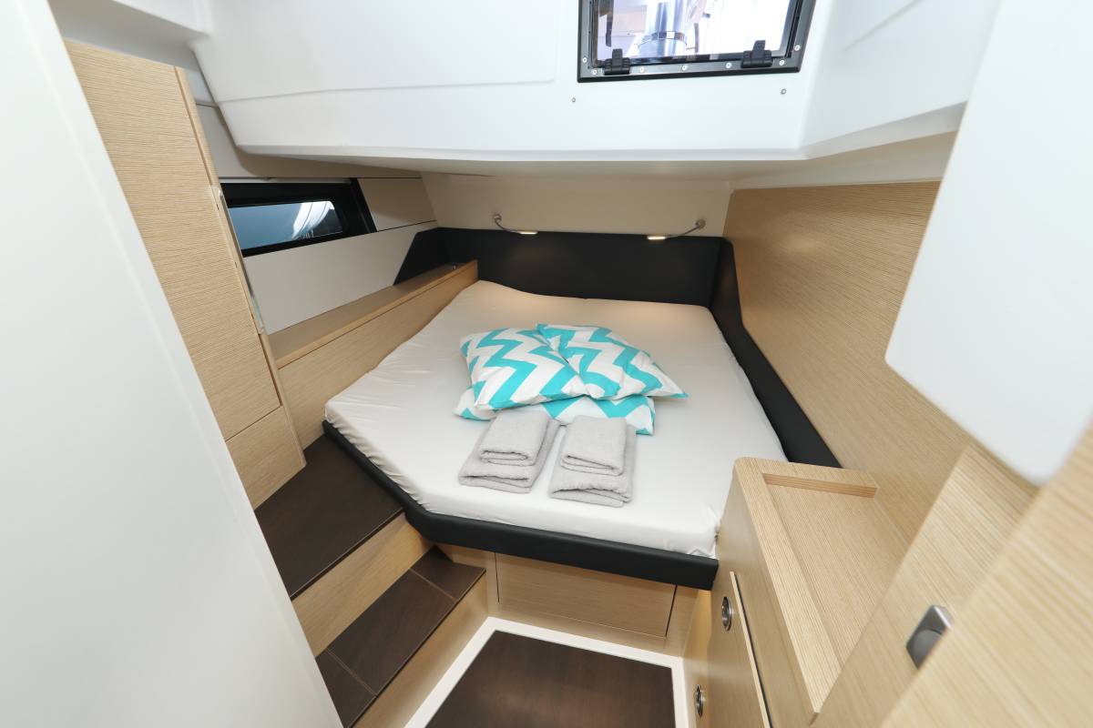 Hanse 460, Aventura | Yacht Charter Croatia