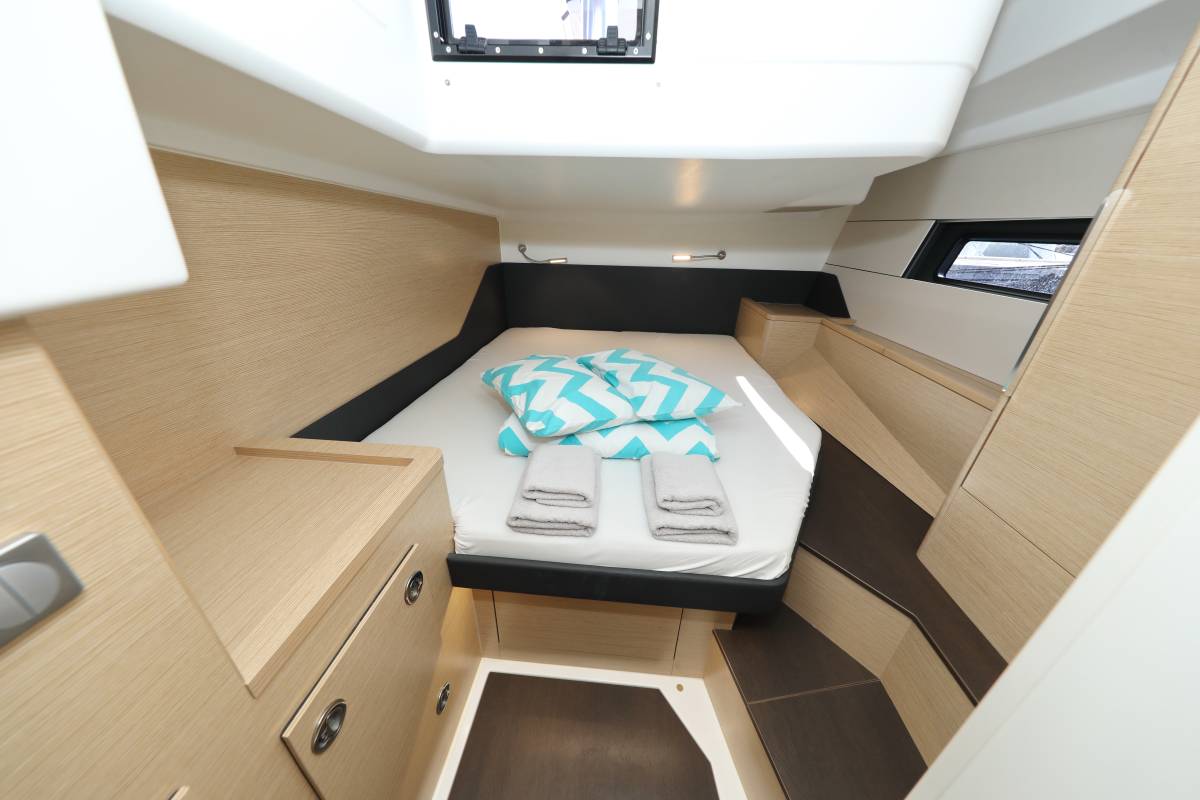 Hanse 460, Aventura | Yacht Charter Croatia