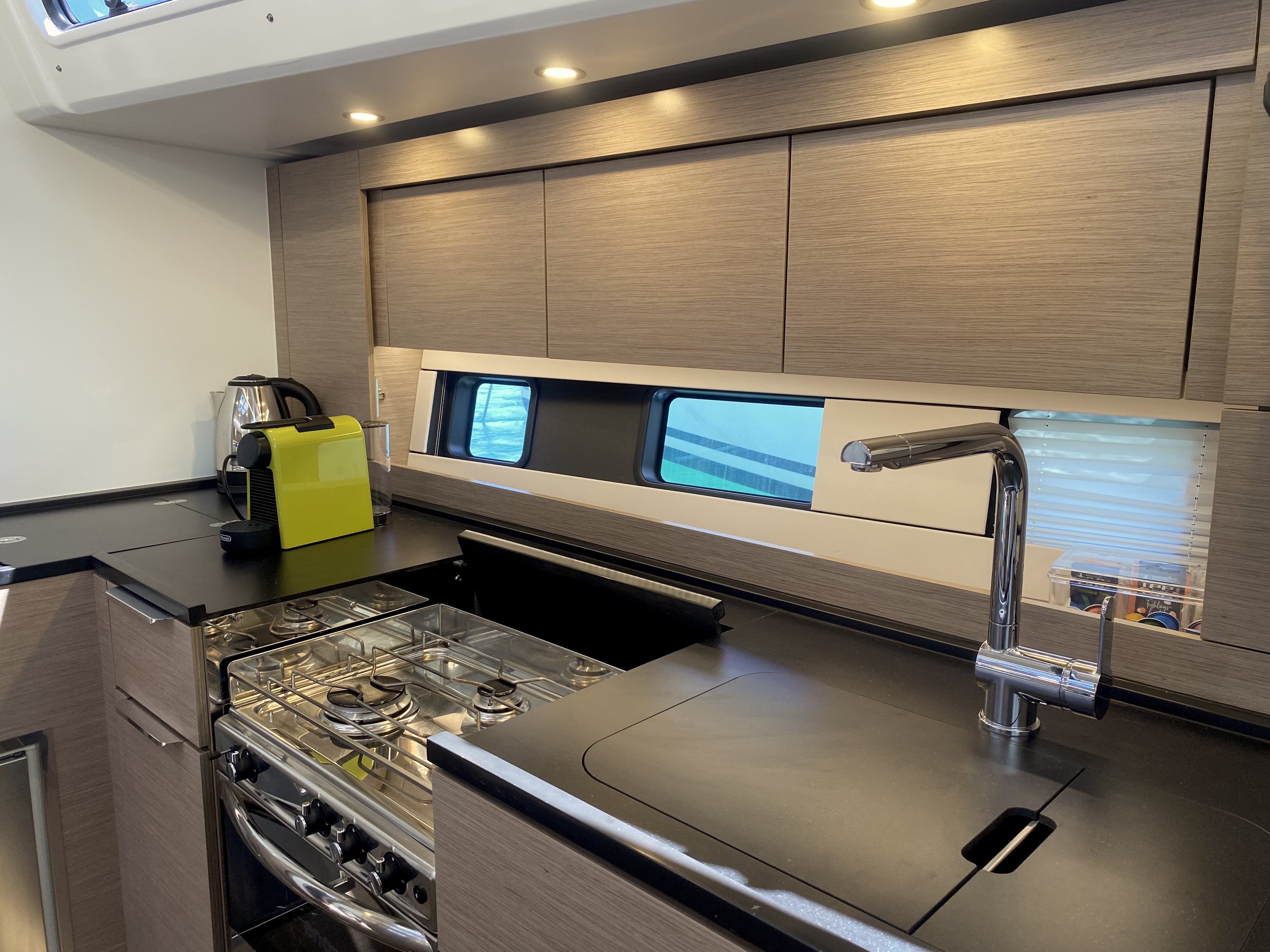 Hanse 460, Shadow of the wind | Yacht Charter Croatia