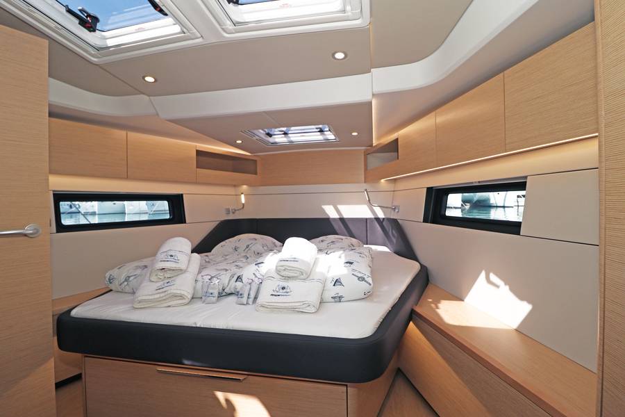 Hanse 460, FeMi Star | Yacht Charter Croatia