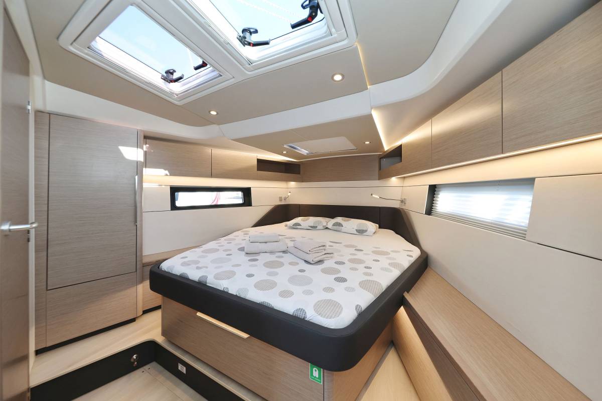 Hanse 460, Infinity - OW | Yacht Charter Croatia