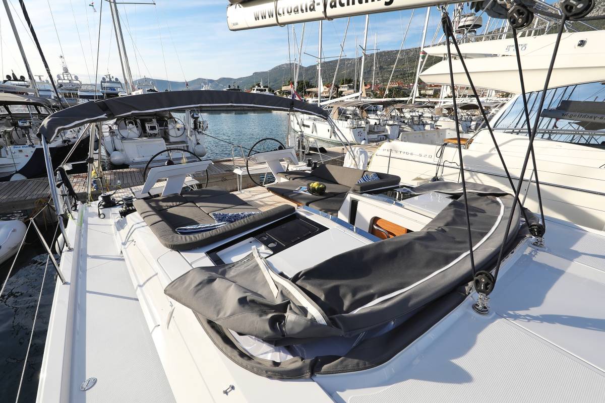 Hanse 460, Nami | Yacht Charter Croatia