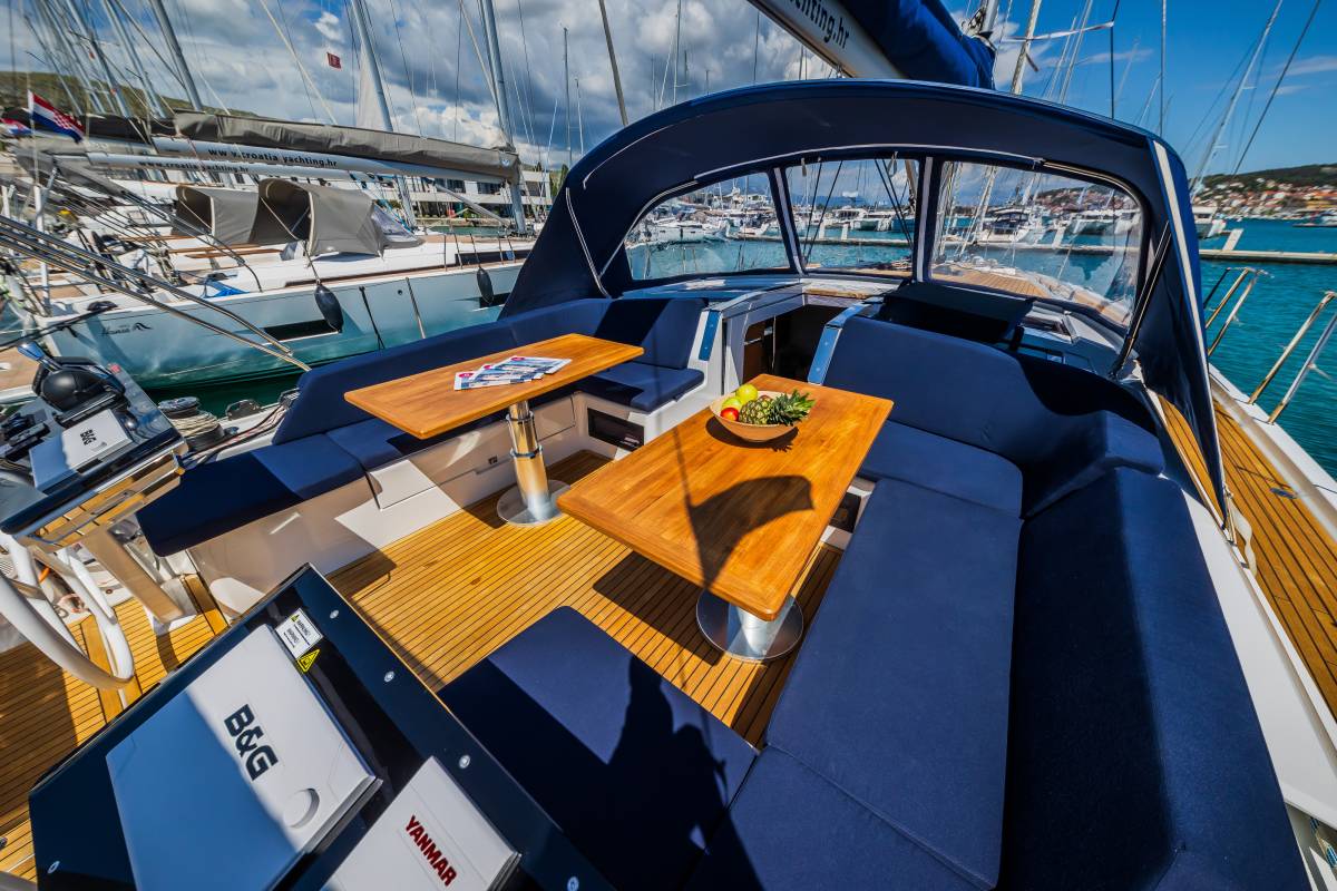 Hanse 460, Whistler | Yacht Charter Croatia
