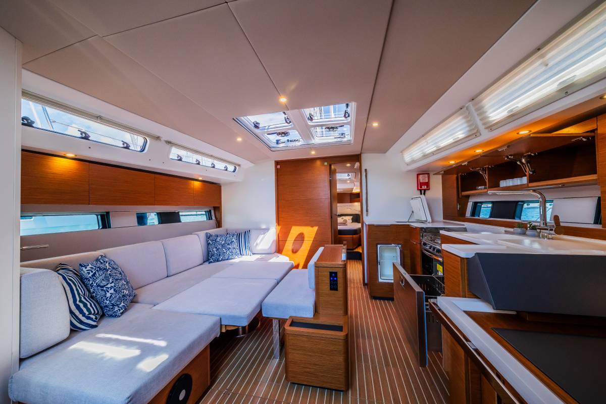 Hanse 460, Whistler | Yacht Charter Croatia