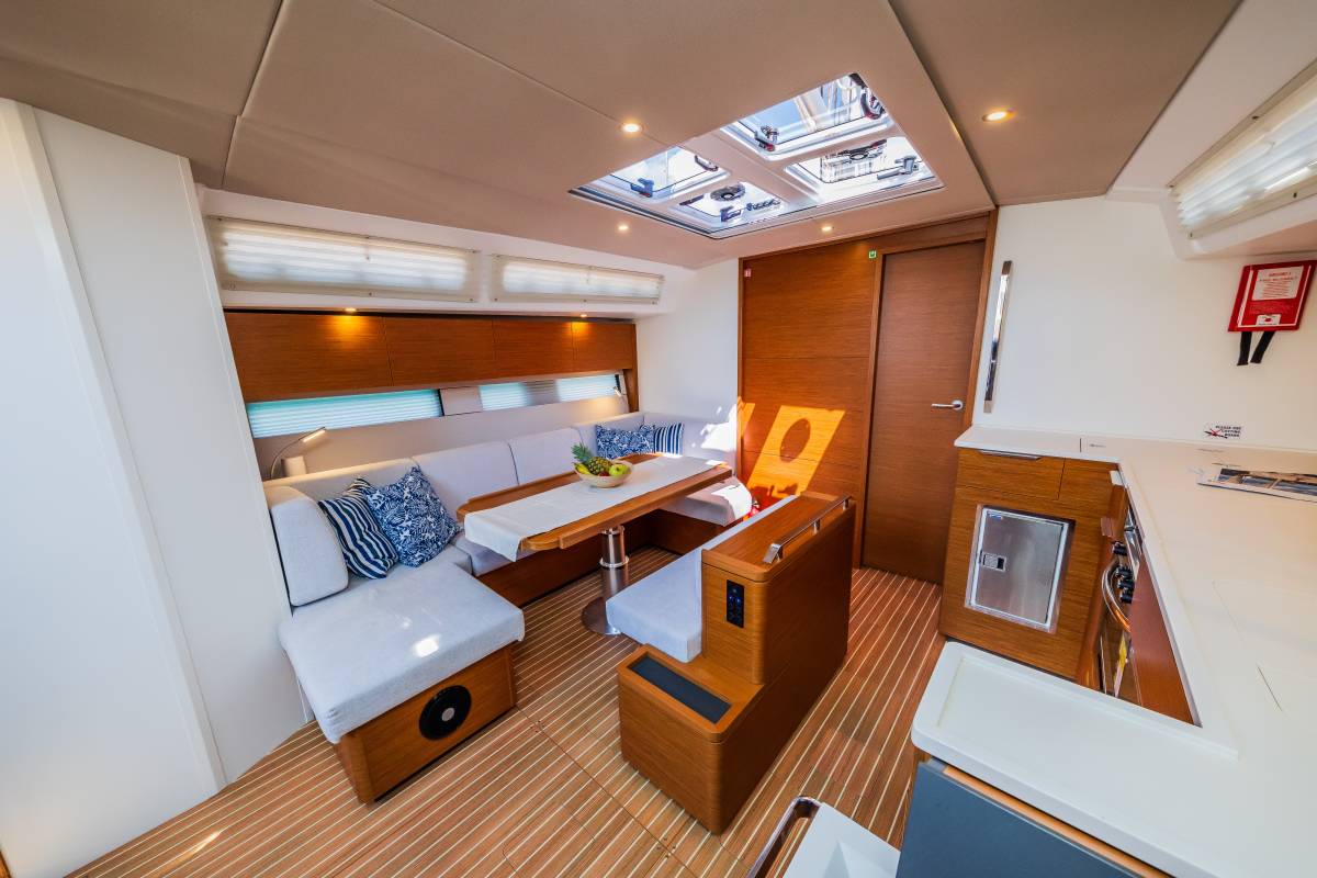 Hanse 460, Whistler | Yacht Charter Croatia