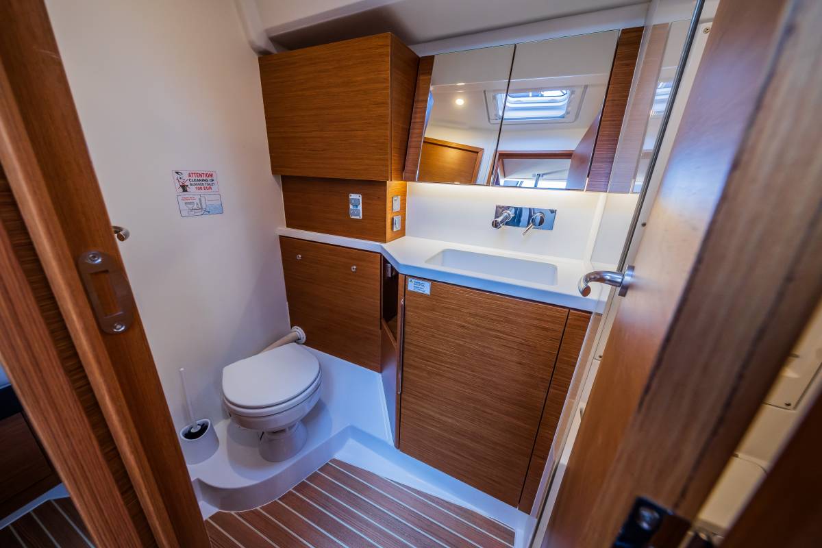 Hanse 460, Whistler | Yacht Charter Croatia