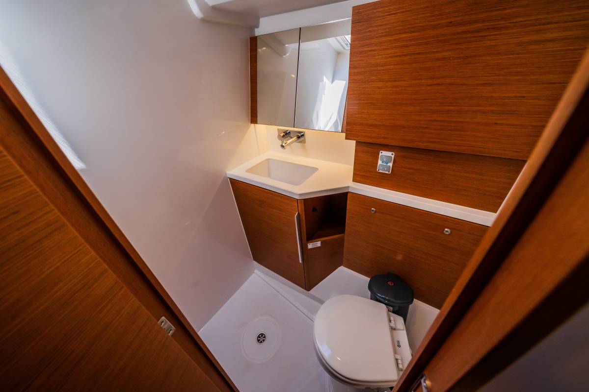 Hanse 460, Whistler | Yacht Charter Croatia