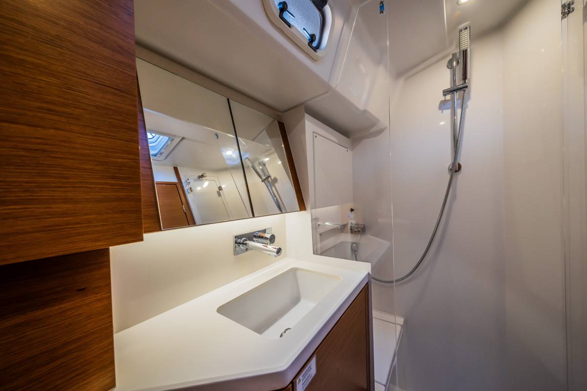Hanse 460, Whistler | Yacht Charter Croatia