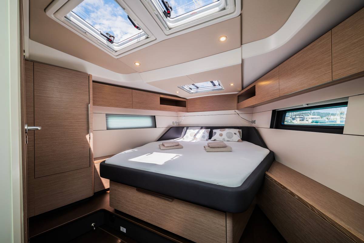 Hanse 460, Ilonka - OW | Yacht Charter Croatia