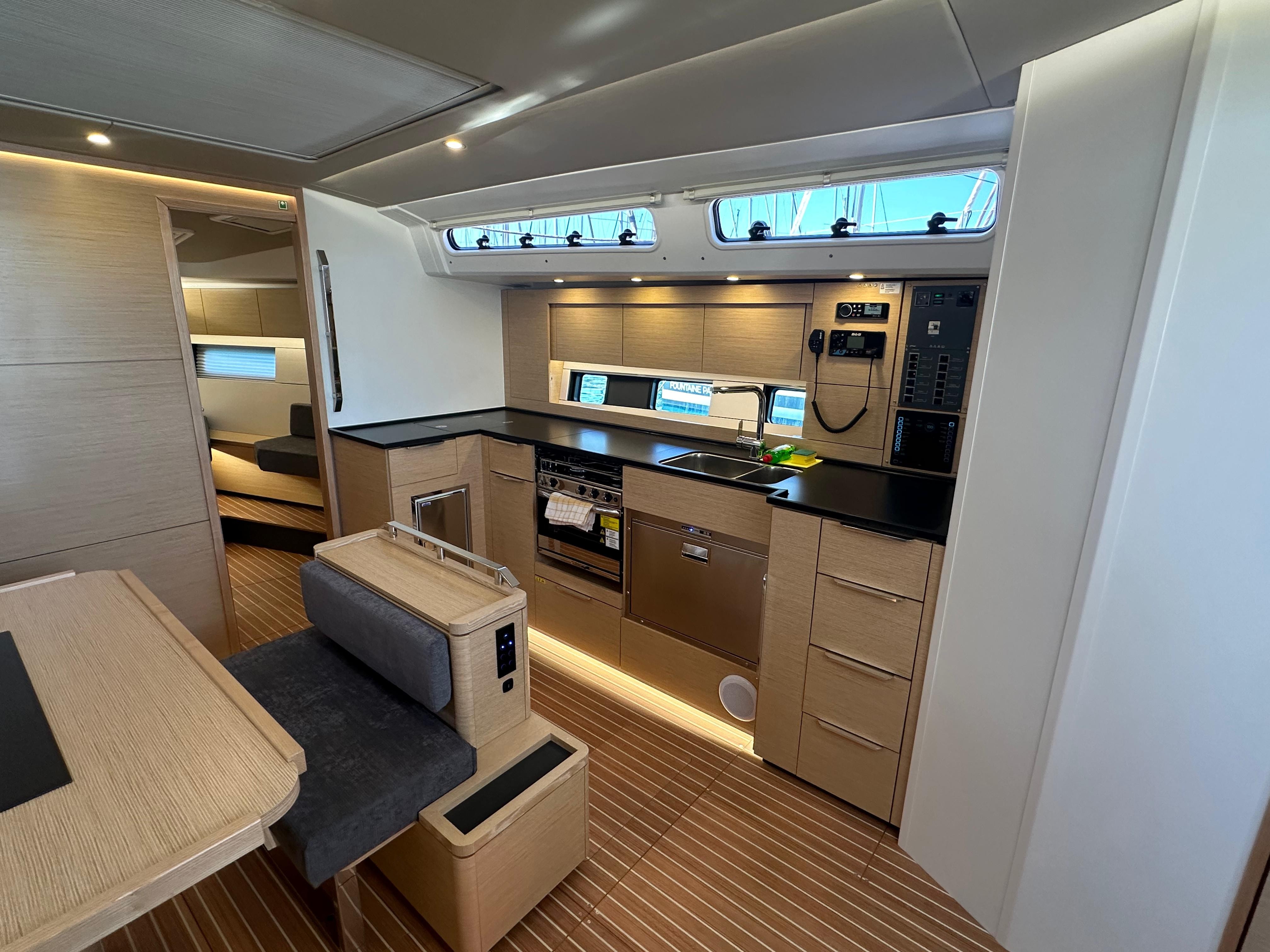 Hanse 460, Wilson | Yacht Charter Croatia