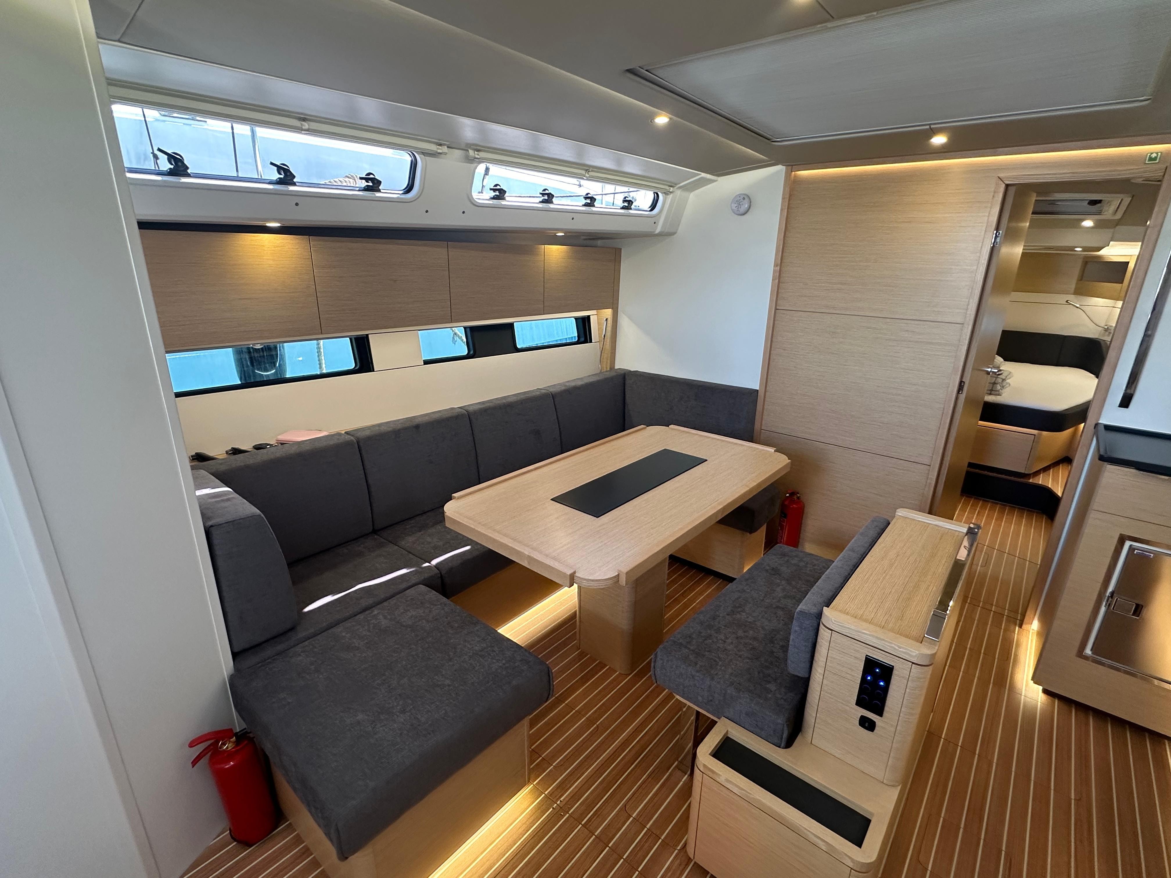 Hanse 460, Wilson | Yacht Charter Croatia