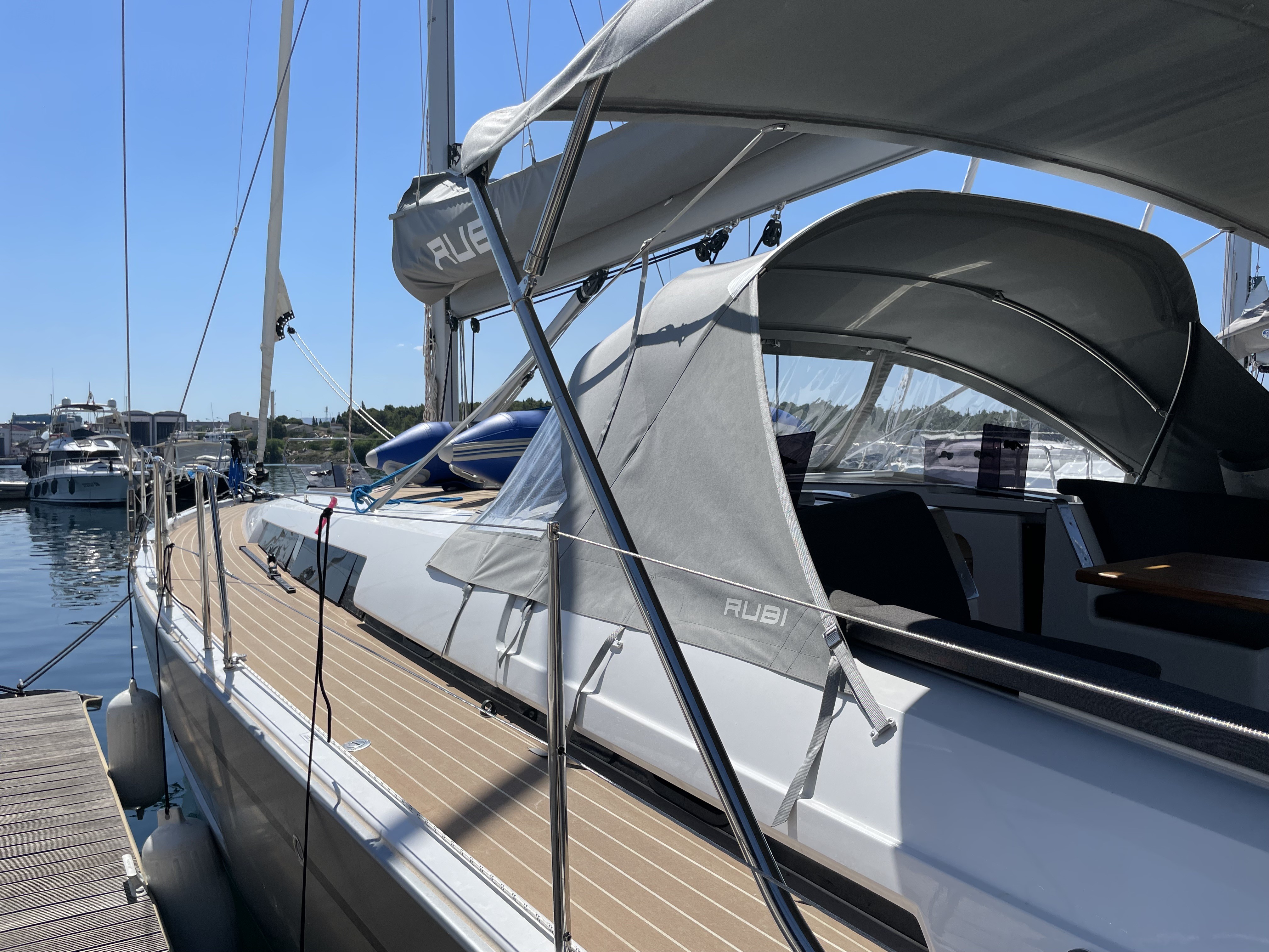Hanse 460, Rubi | Yacht Charter Croatia