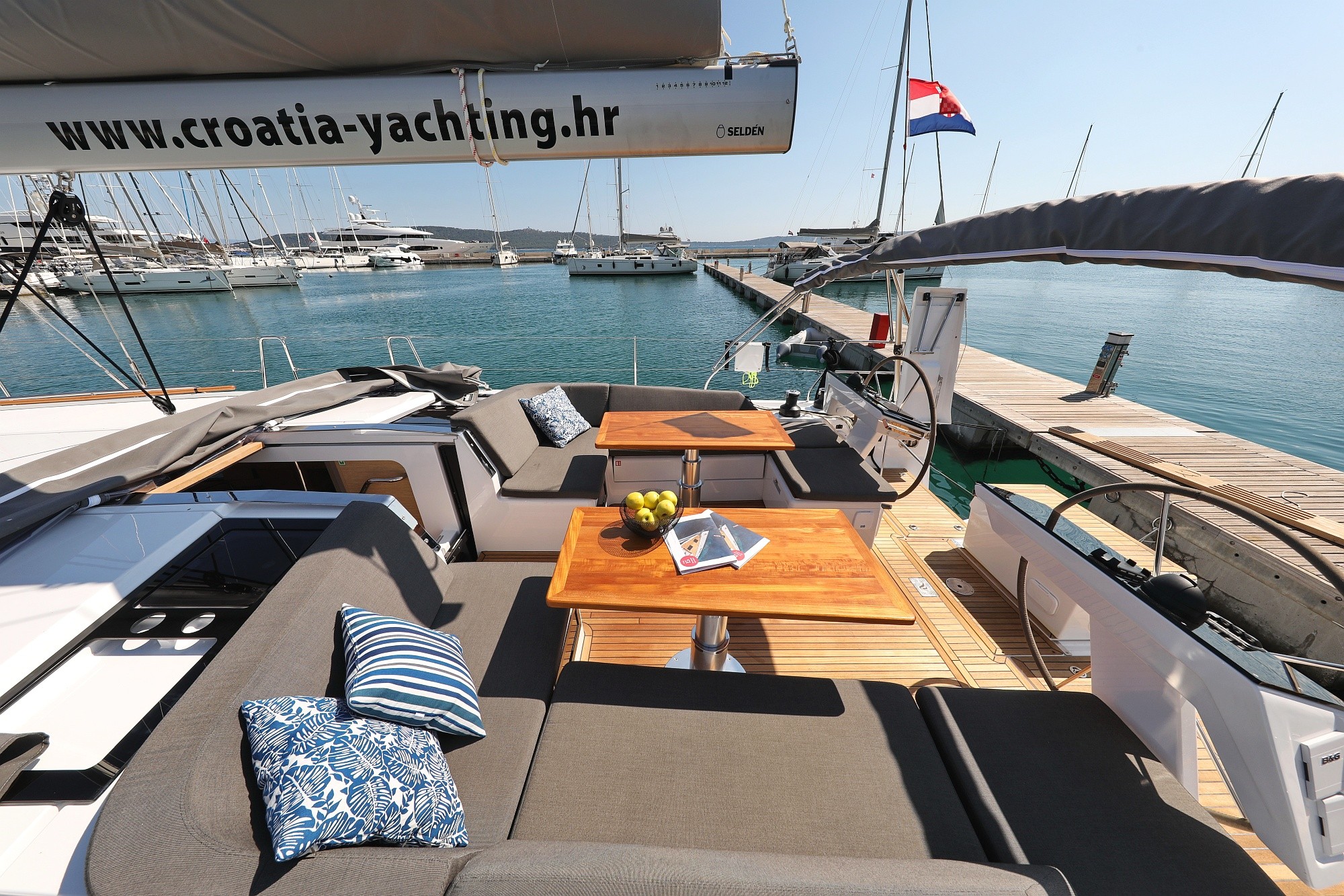 Hanse 460, Atmosphere | Yacht Charter Croatia