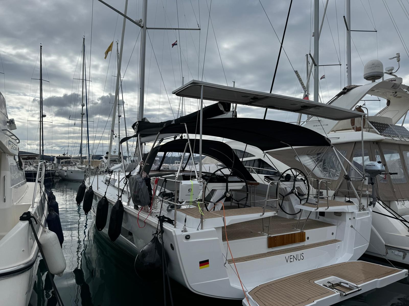 Hanse 460, Venus | Yacht Charter Croatia
