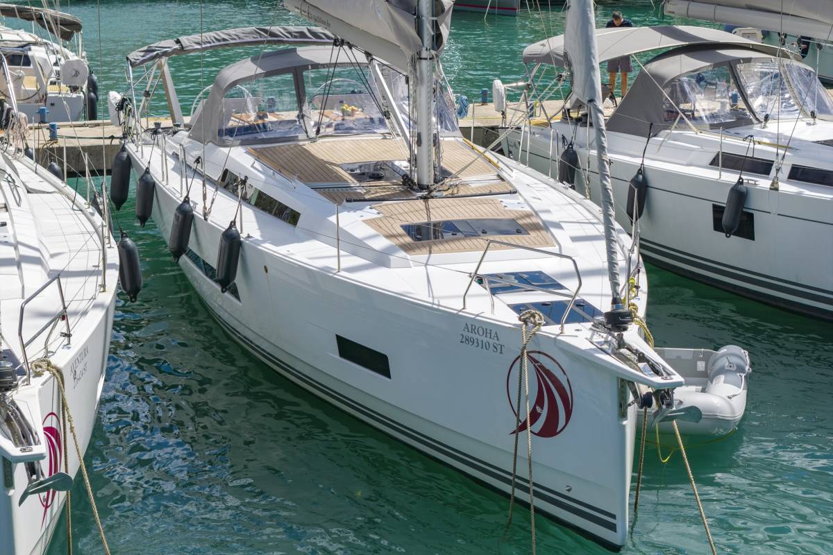 Hanse 460, Aroha | Yacht Charter Croatia