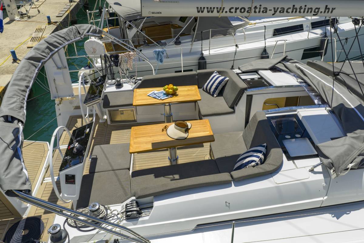 Hanse 460, Aroha | Yacht Charter Croatia