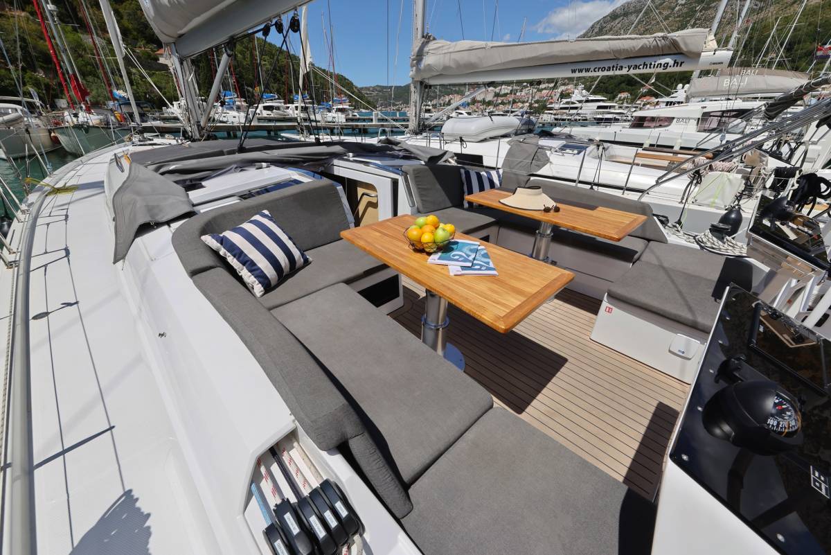 Hanse 460, Aroha | Yacht Charter Croatia