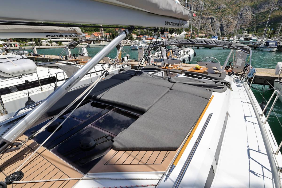Hanse 460, Aroha | Yacht Charter Croatia