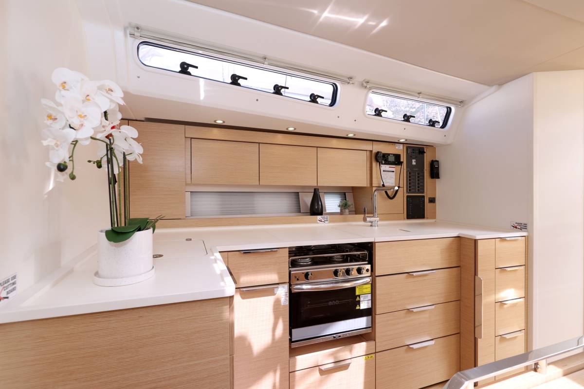 Hanse 460, Aroha | Yacht Charter Croatia