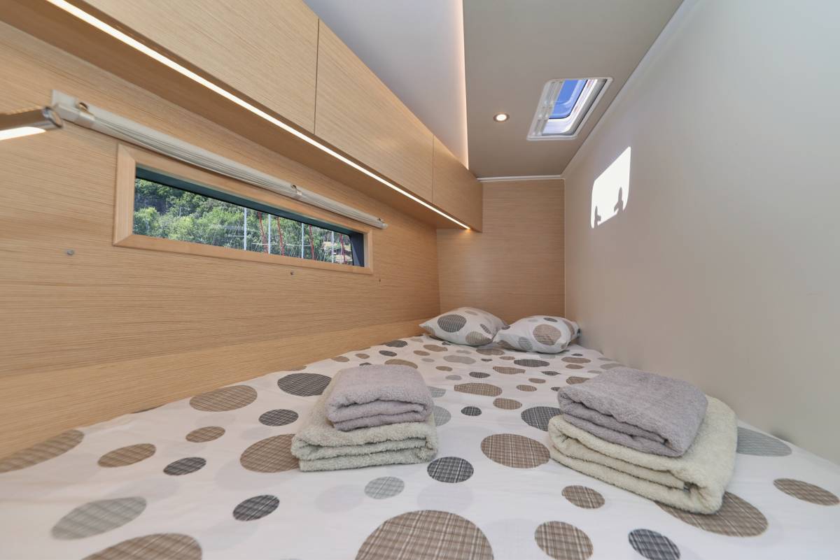 Hanse 460, Aroha | Yacht Charter Croatia