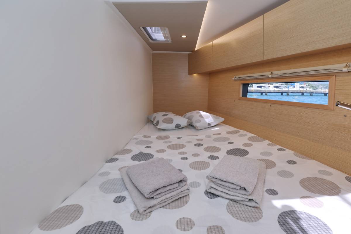 Hanse 460, Aroha | Yacht Charter Croatia