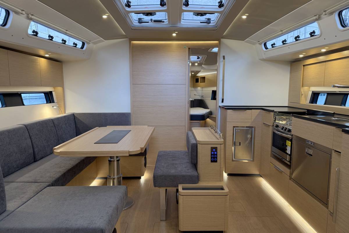 Hanse 460, Amari | Yacht Charter Croatia
