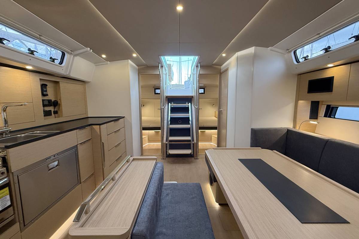 Hanse 460, Amari | Yacht Charter Croatia