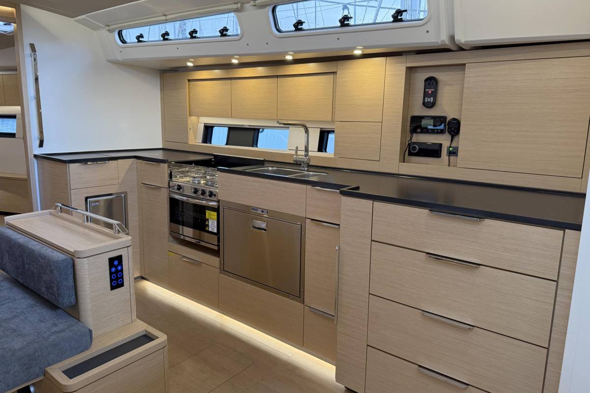 Hanse 460, Amari | Yacht Charter Croatia
