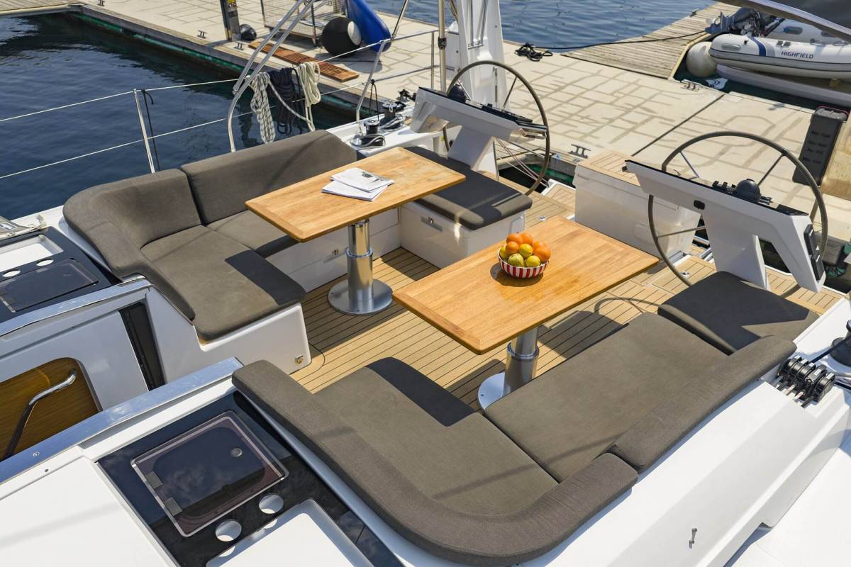 Hanse 460, Private Dancer | Yacht Charter Croatia