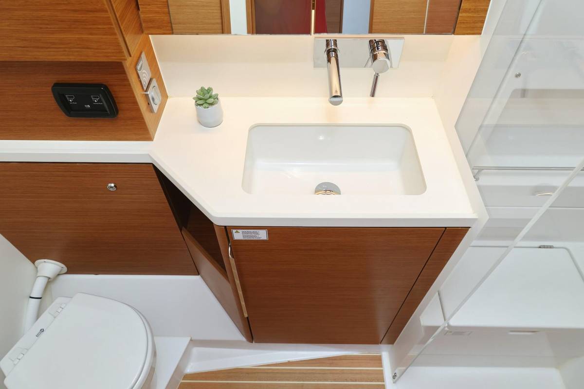 Hanse 460, Private Dancer | Yacht Charter Croatia