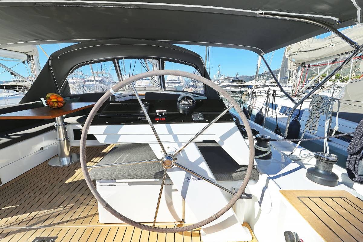 Hanse 460, Blondie - OW | Yacht Charter Croatia