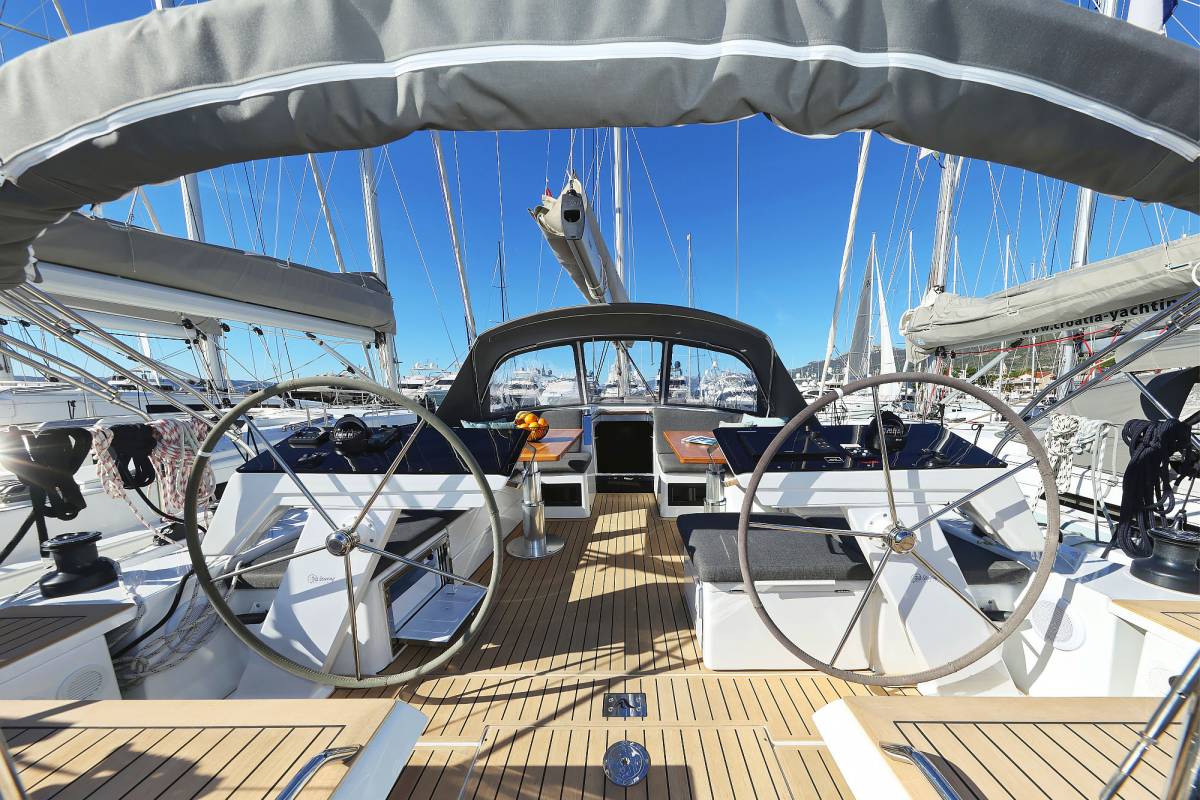 Hanse 460, Blondie - OW | Yacht Charter Croatia