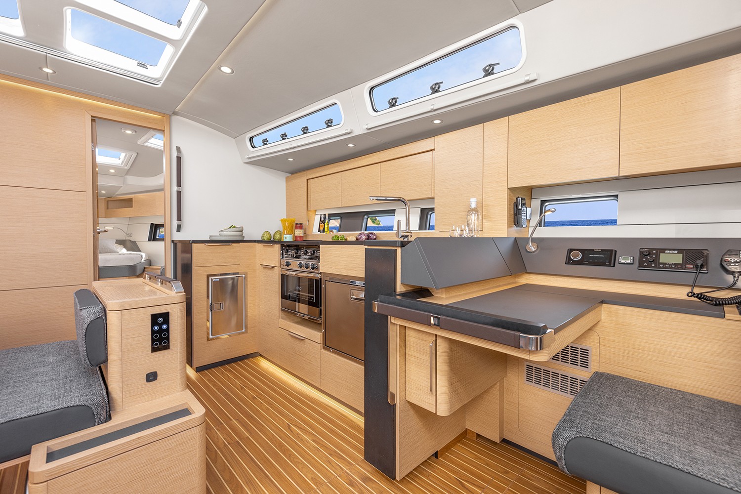 Hanse 460, Kontrari - OW | Yacht Charter Croatia