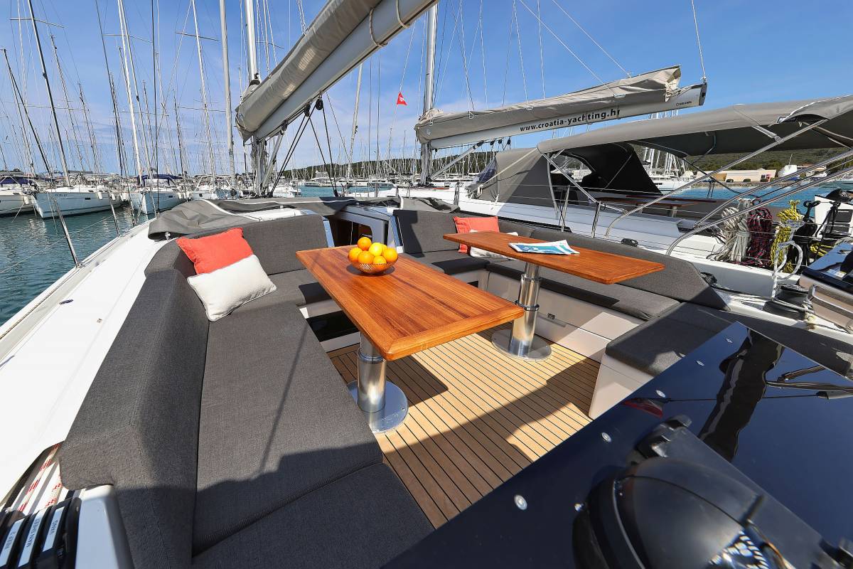 Hanse 460, Perfect Stranger | Yacht Charter Croatia