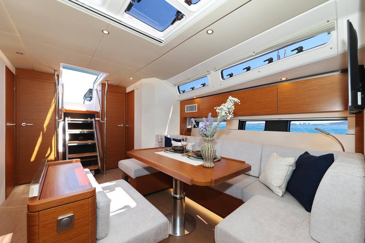 Hanse 460, Stargirl - OW | Noleggio di Yacht Croazia