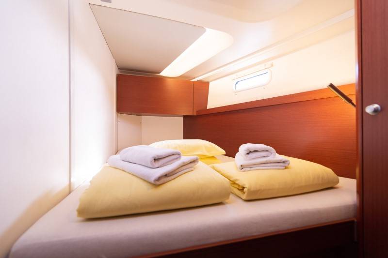 Hanse 505, Anse | Yacht Charter Croatia